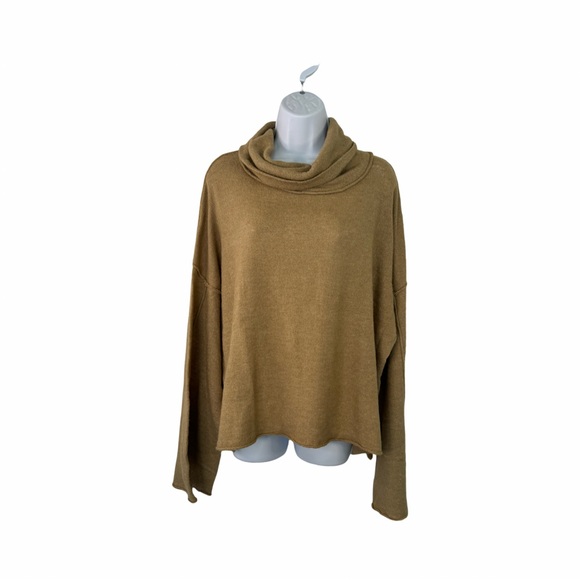 Dress Forum Sweaters - Dress Forum of Los Angeles oversized drop shoulder high low sweater size S